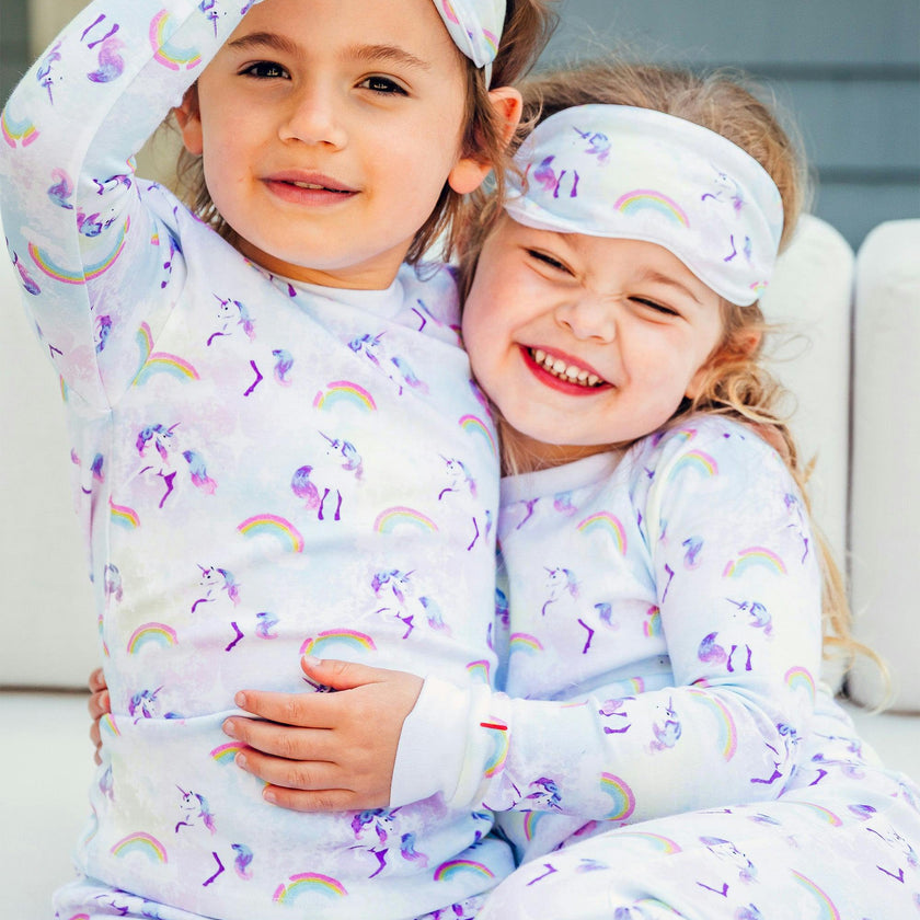 The Organic Long Sleeve Pajama Set [Unicorns and Rainbows]