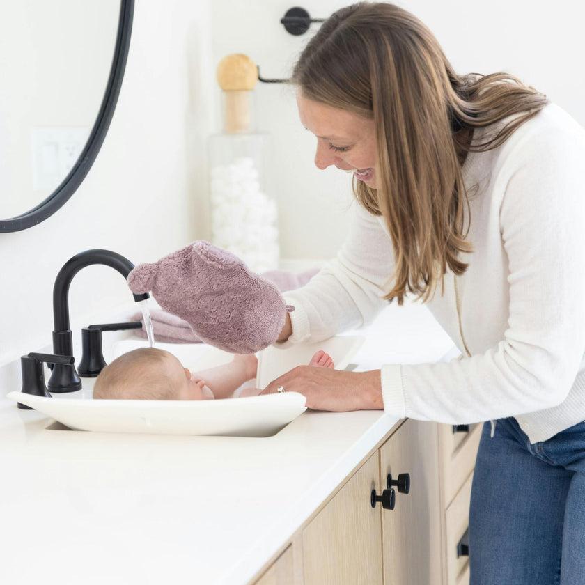 Hooded Towel + Wash Mitt Set Orchid