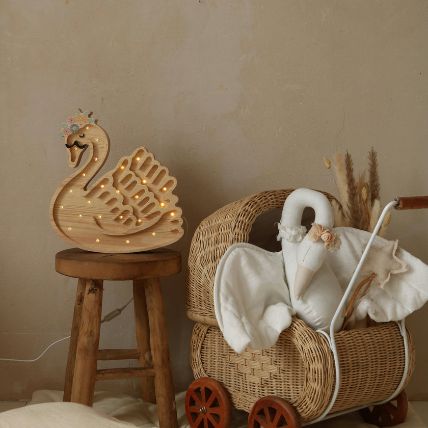 Little Lights Swan Lamp