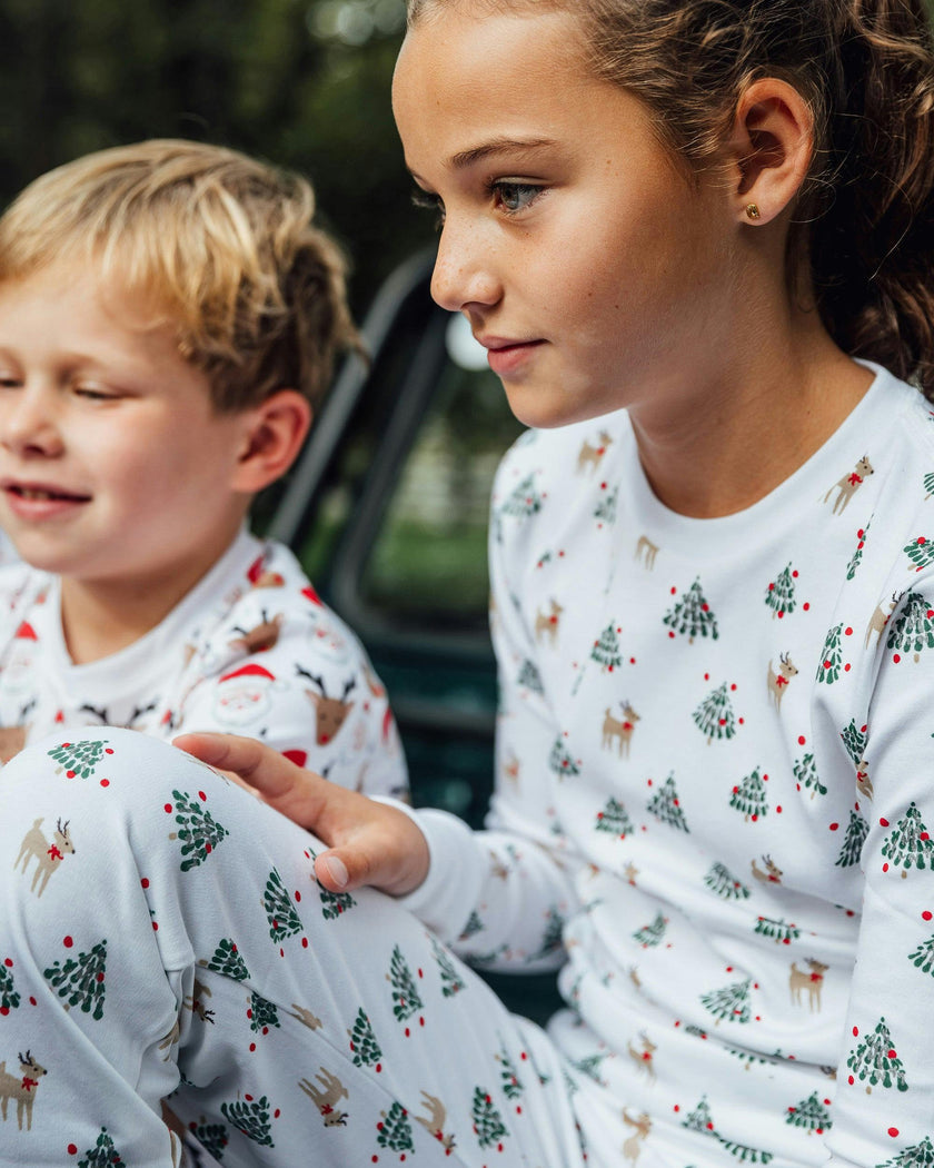 The Organic Long Sleeve Pajama Set [Tinsel Trees]
