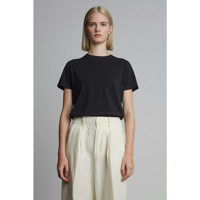 LARA CREW T-SHIRT | BLACK