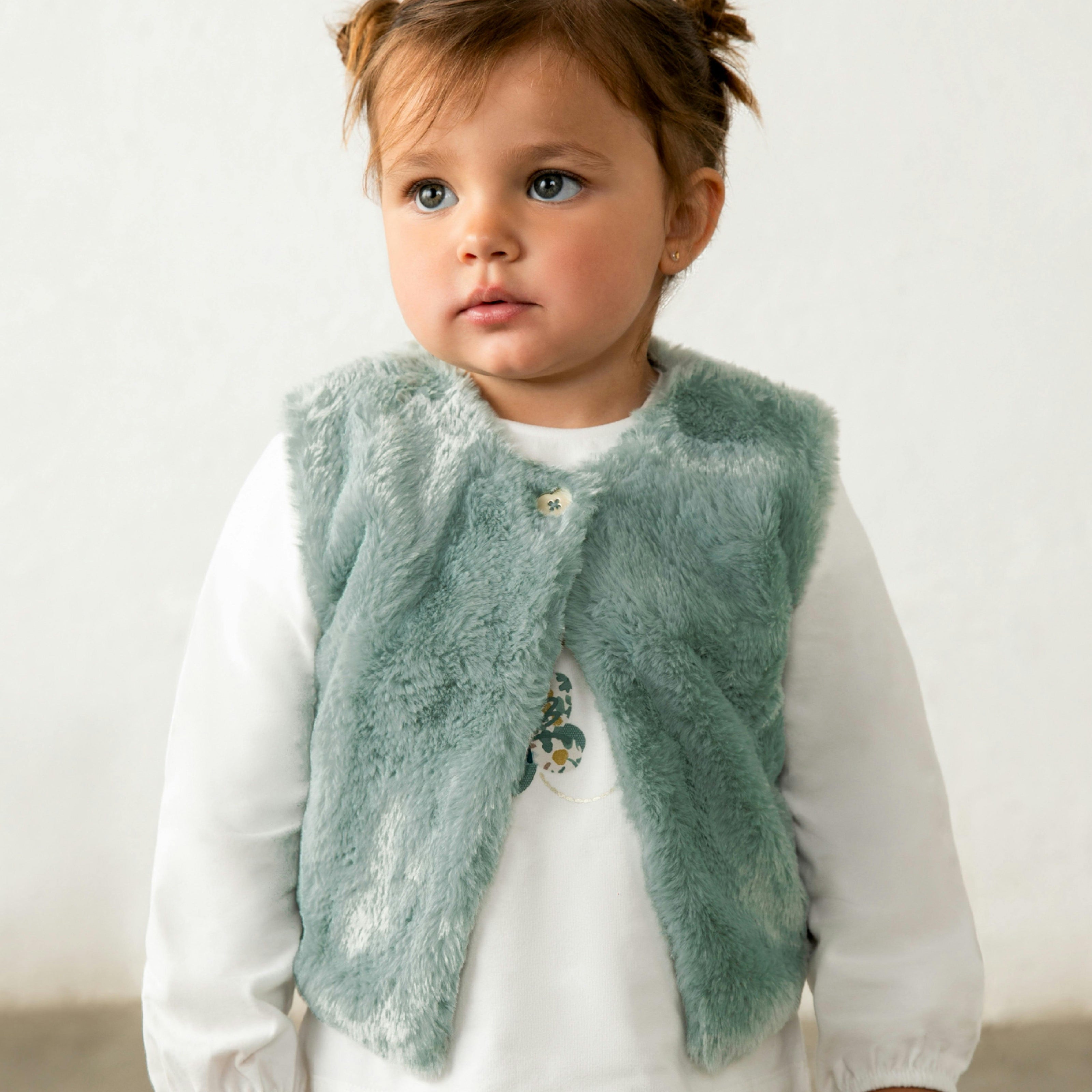 Anise Butterfly Vest Outfit Set