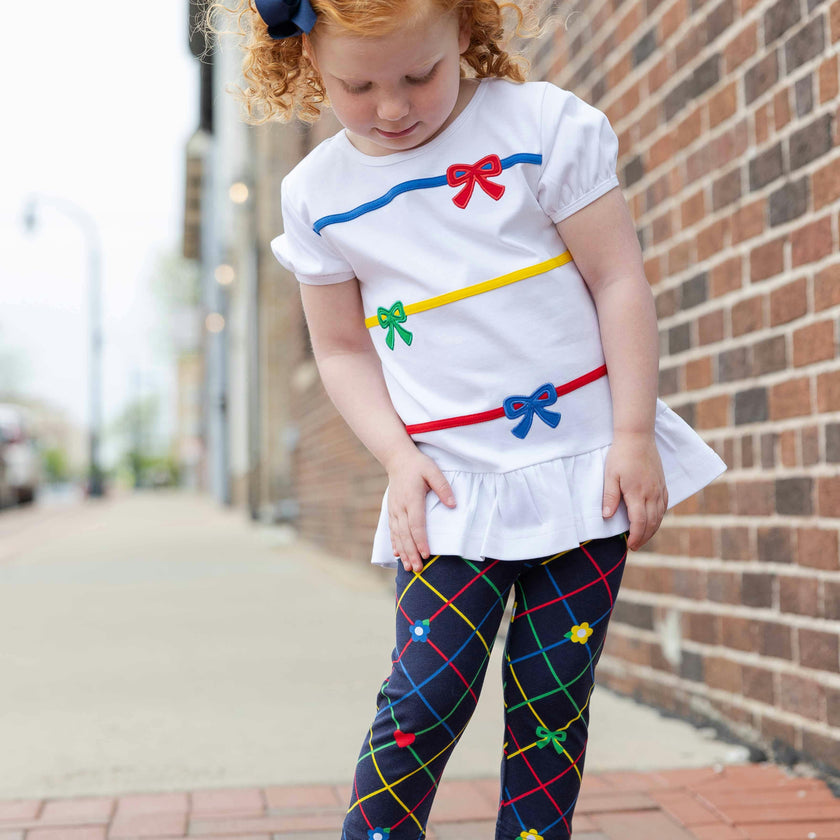 Knit Tunic & Printed Capri Leggings