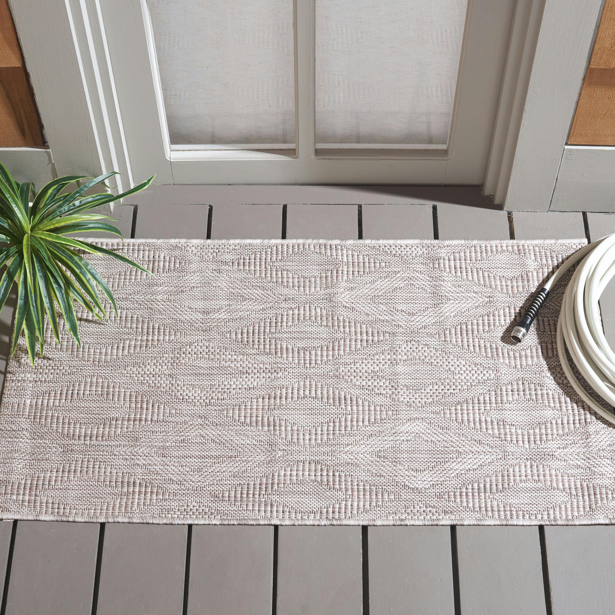 Courtyard August Indoor/Outdoor Rug, Beige