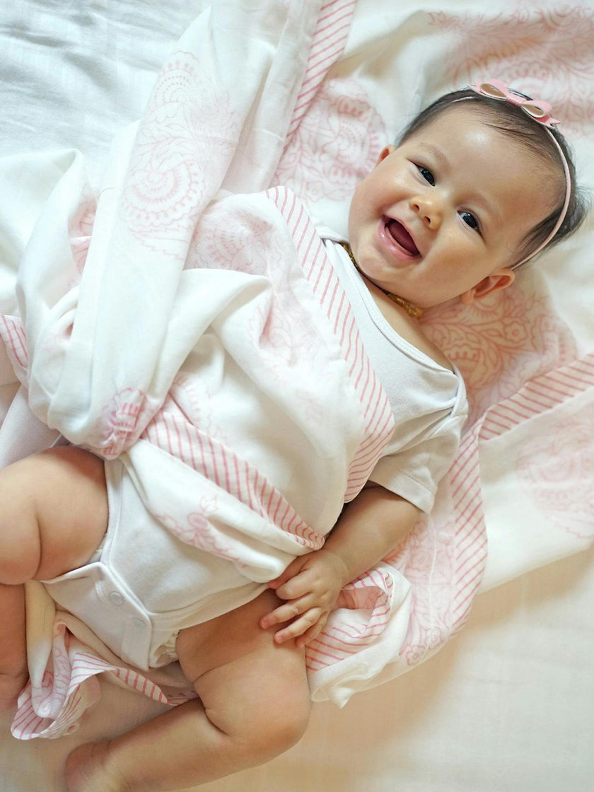 Luxe Natural Cotton Receiving Blanket