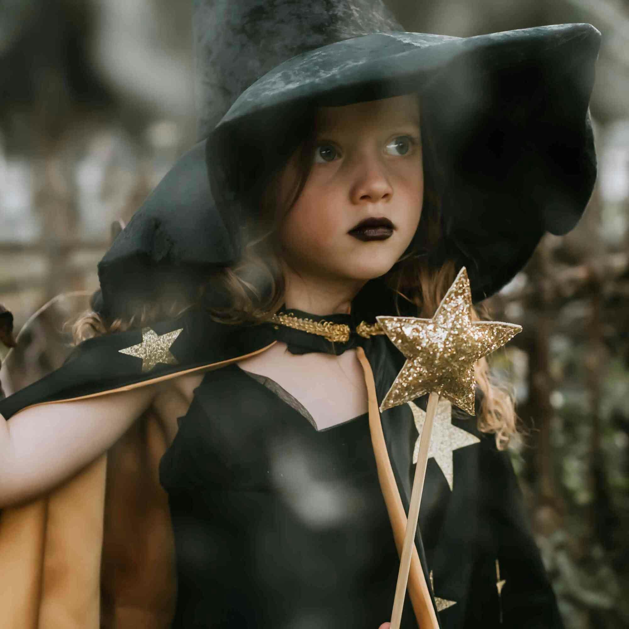 Spellbound Witch  Costume Set, Black