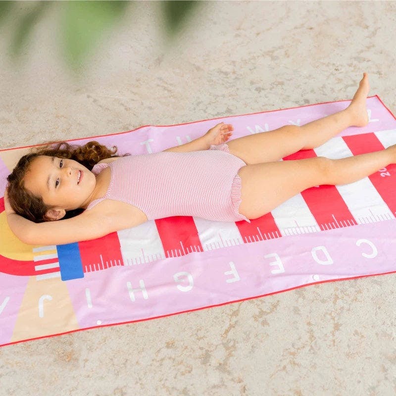 Quut Beach Bag Set Cherry + Lighthouse Play Towel