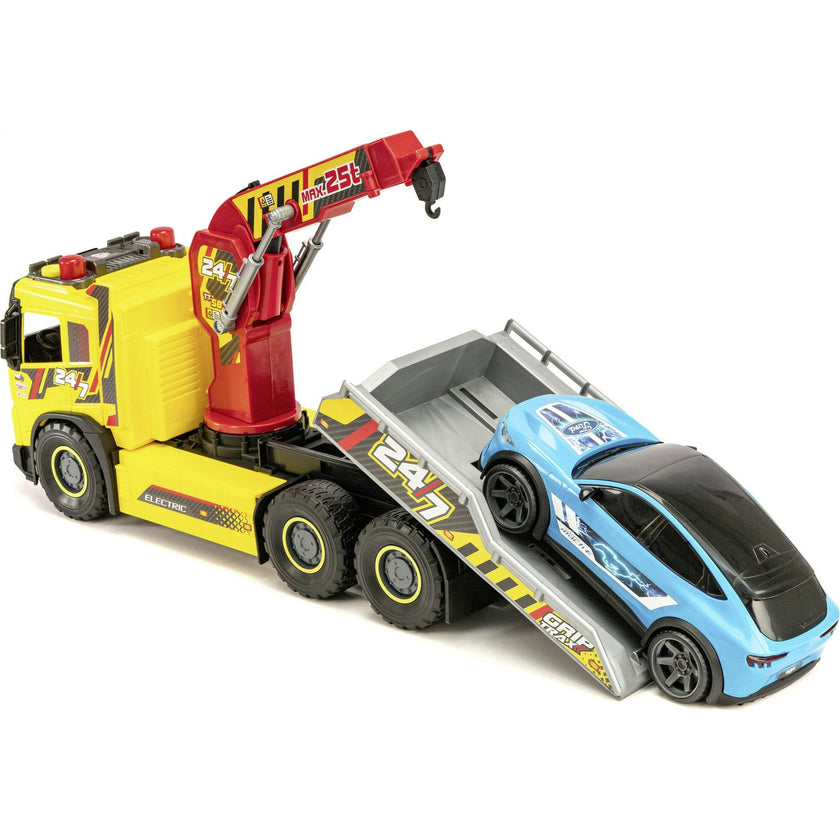 Volvo: Giant Tow Truck