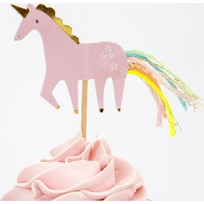 I Believe In Unicorns Cupcake Kit