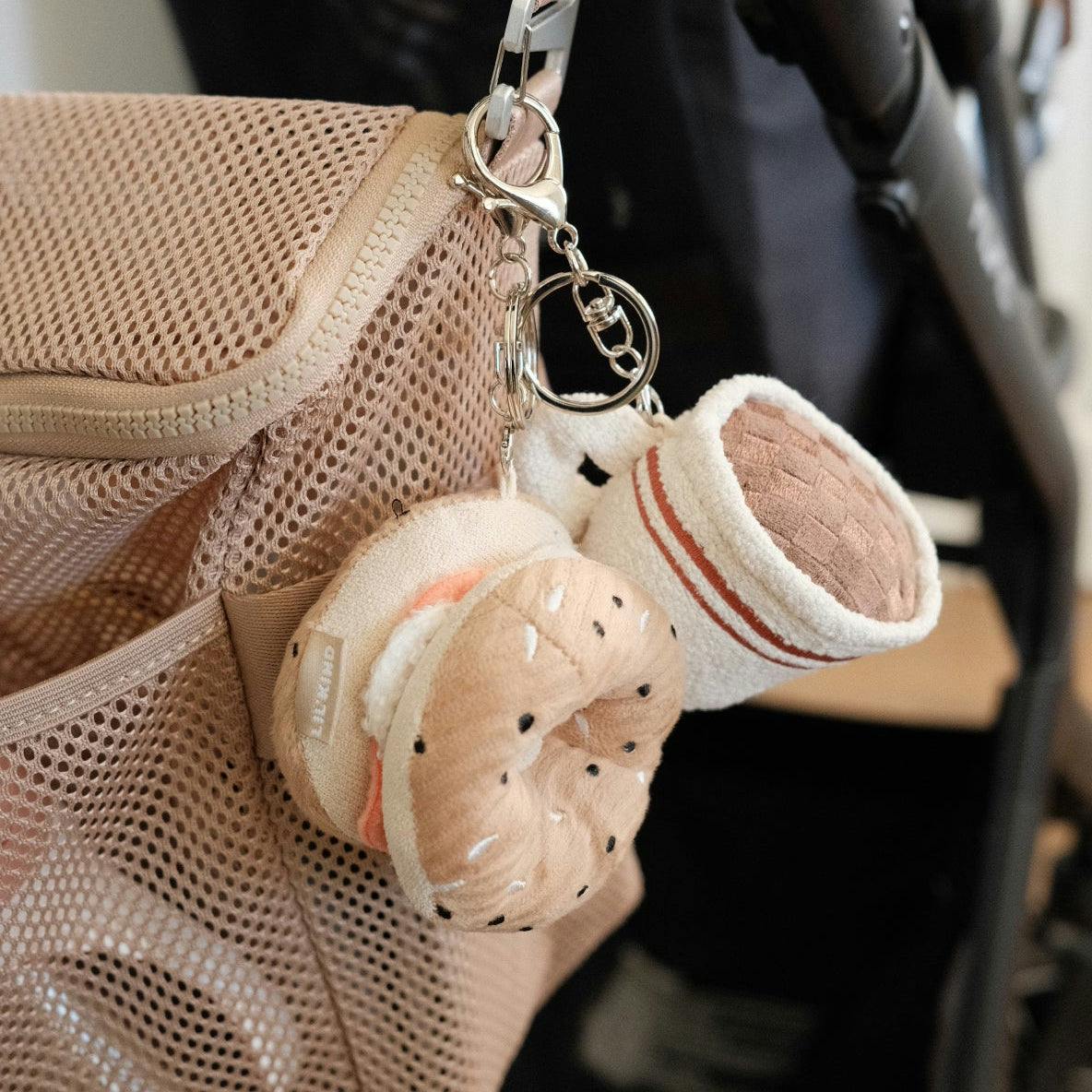 BAGEL CHARM