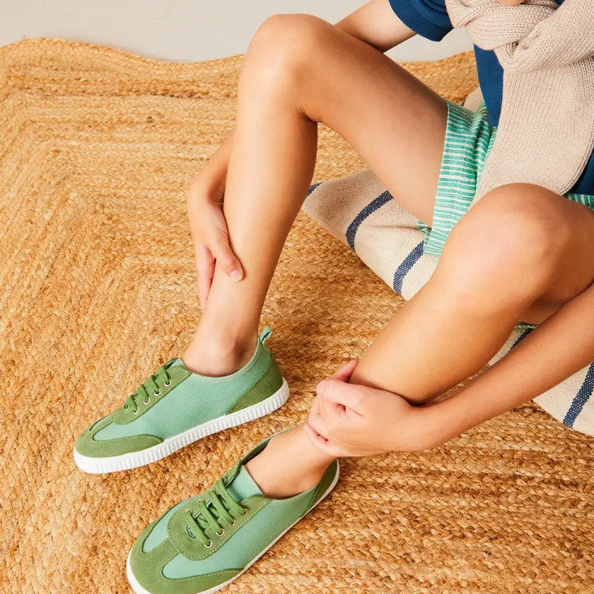 Canvas Lace Up Plimsols in Green (23-35EU)