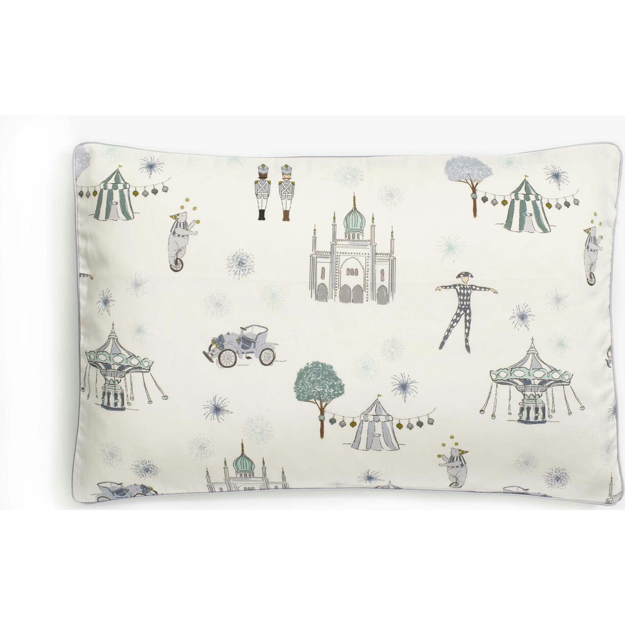 Adventures in Wonderland Toddler Pillow Set, Prints