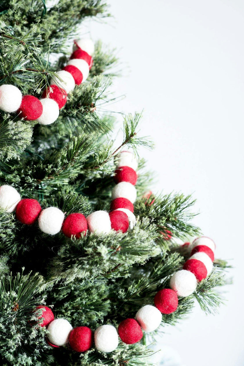 White & Red Ball Felt Garland