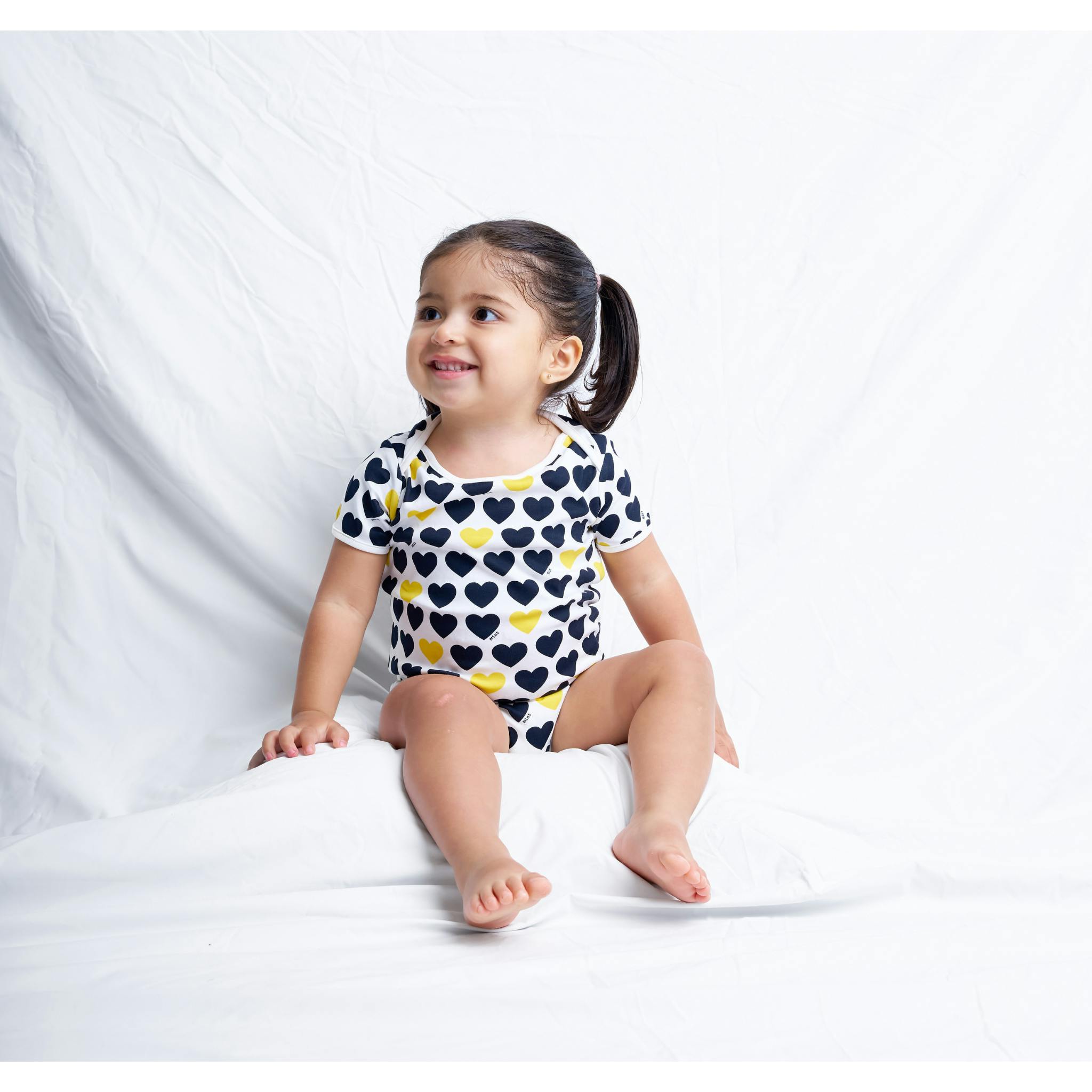 Black & Yellow Hearts Short sleeve bodysuit