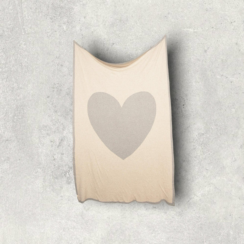 Crazy Hearts Blanket Travel Set
