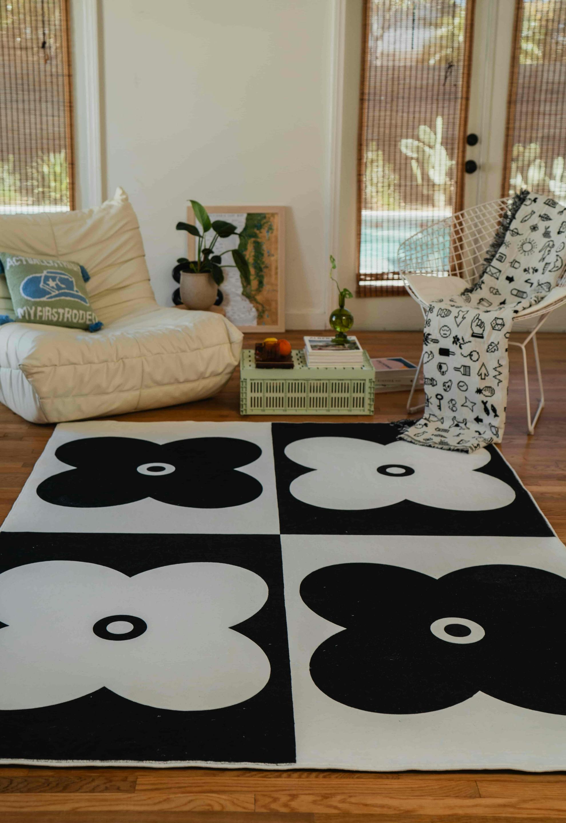 Black and White Four Leaf Clover Rug