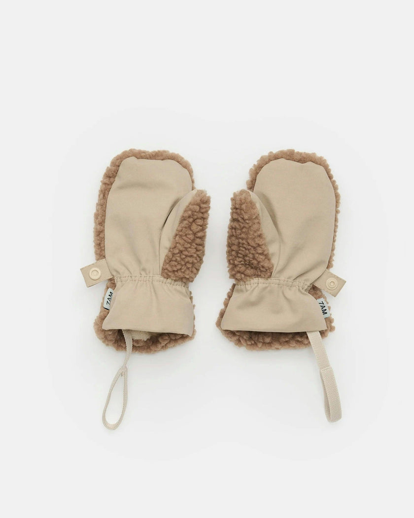 Sherpa Mittens • Benji Appliqué
