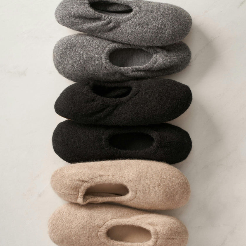 Women's Cashmere Slippers in Beige