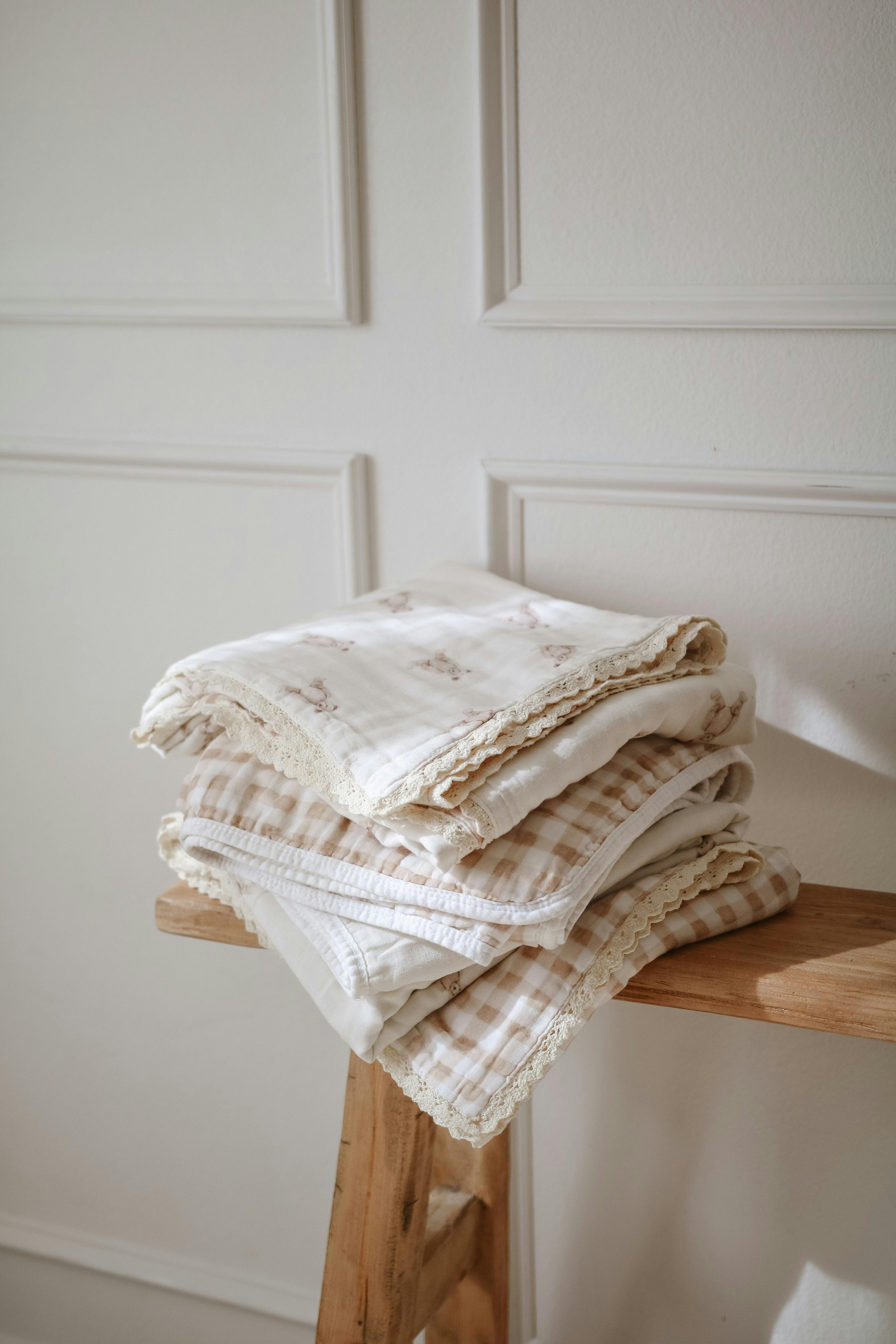 Teddy Bear Patch QUILTED 6 Layer Gauze Blanket