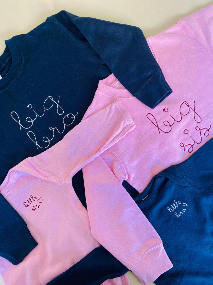 little bro / little sis Baby Longsleeve Onesie