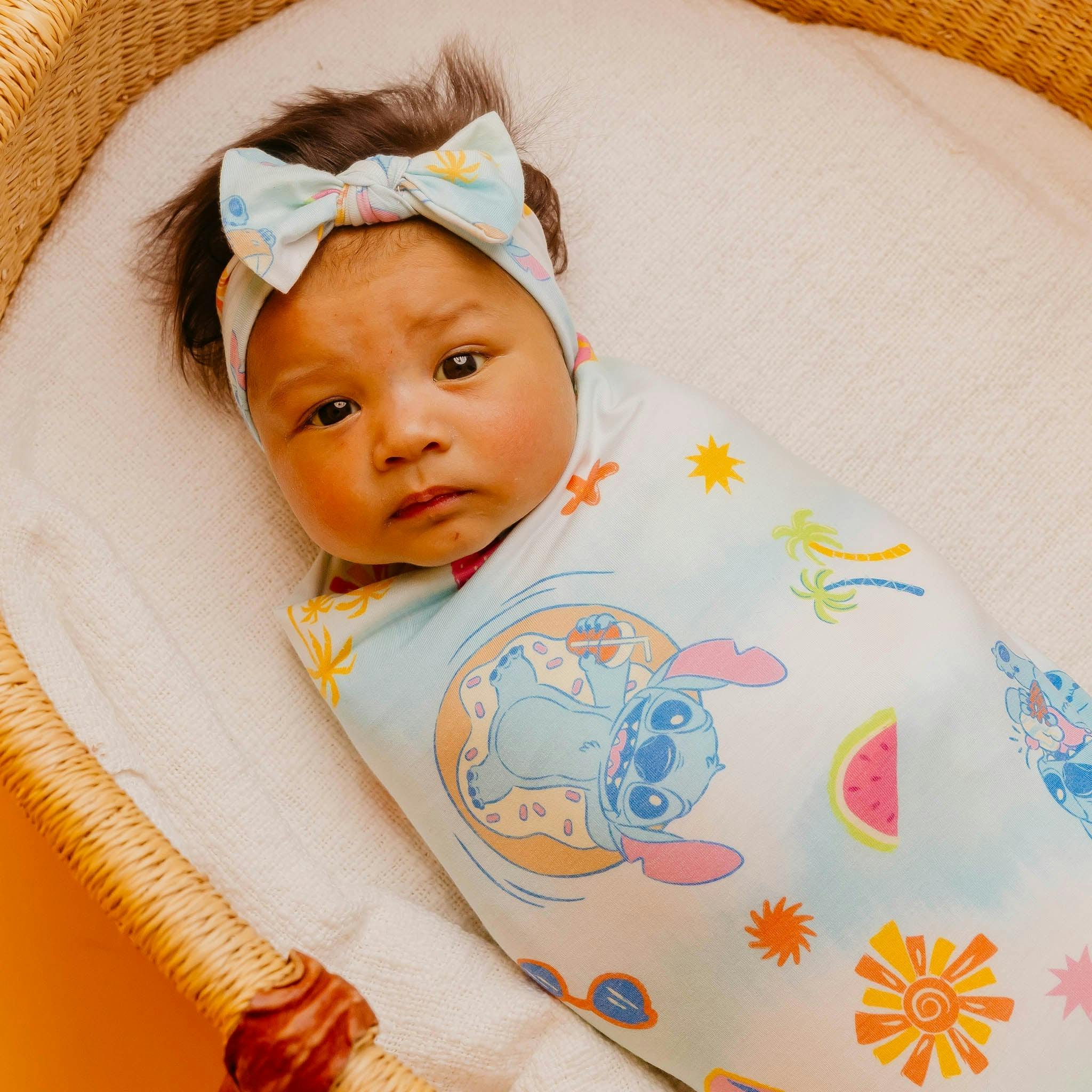 Knit Swaddle Blanket - Disney Stitch Dreamsicles