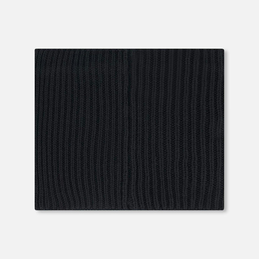 Mid-Season Knit Neck Warmer