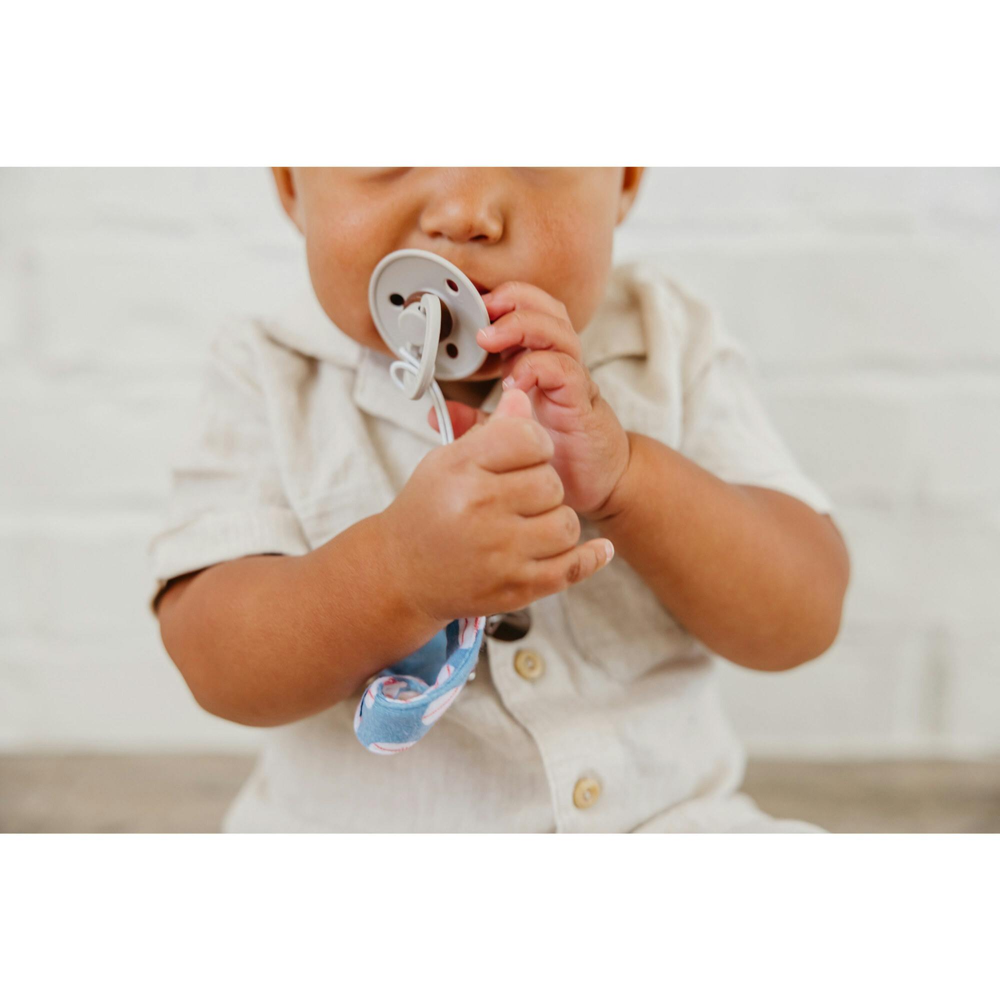 Slugger Binky Clips