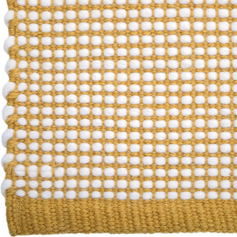 Bergen Hand-Woven Contemporary Wool Round Rug