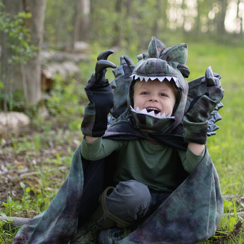 Grandasaurus Dilophosaurus Cape with Claws