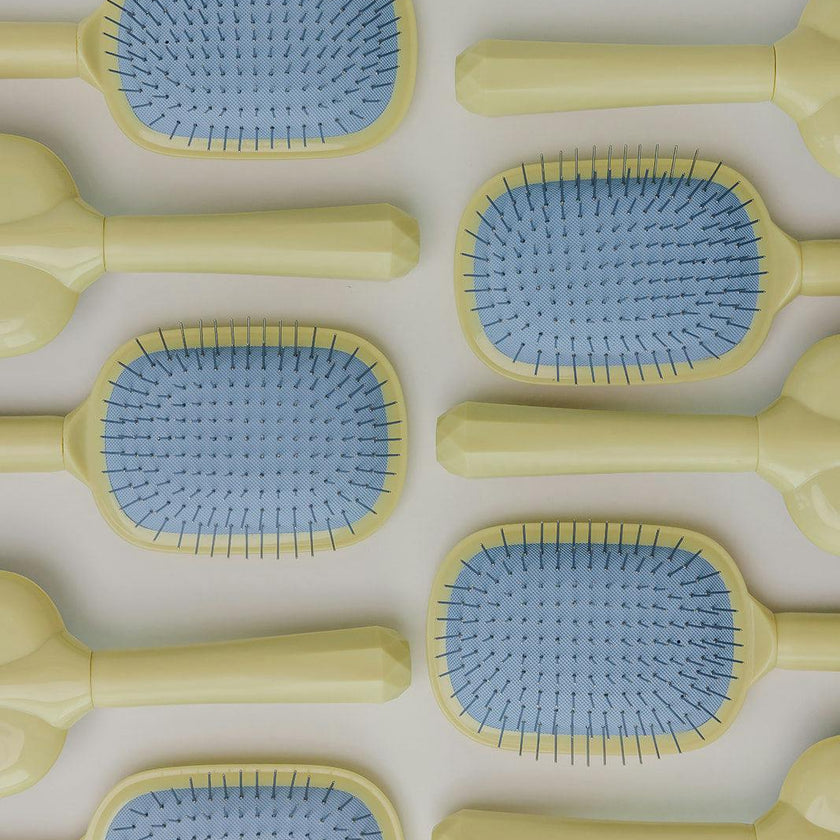 SCALP TO ENDS BRUSH