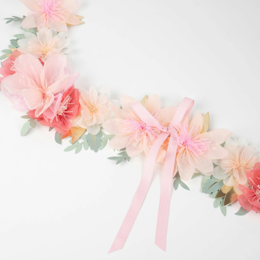 Meri Meri x Ladurée Paris Garland Set