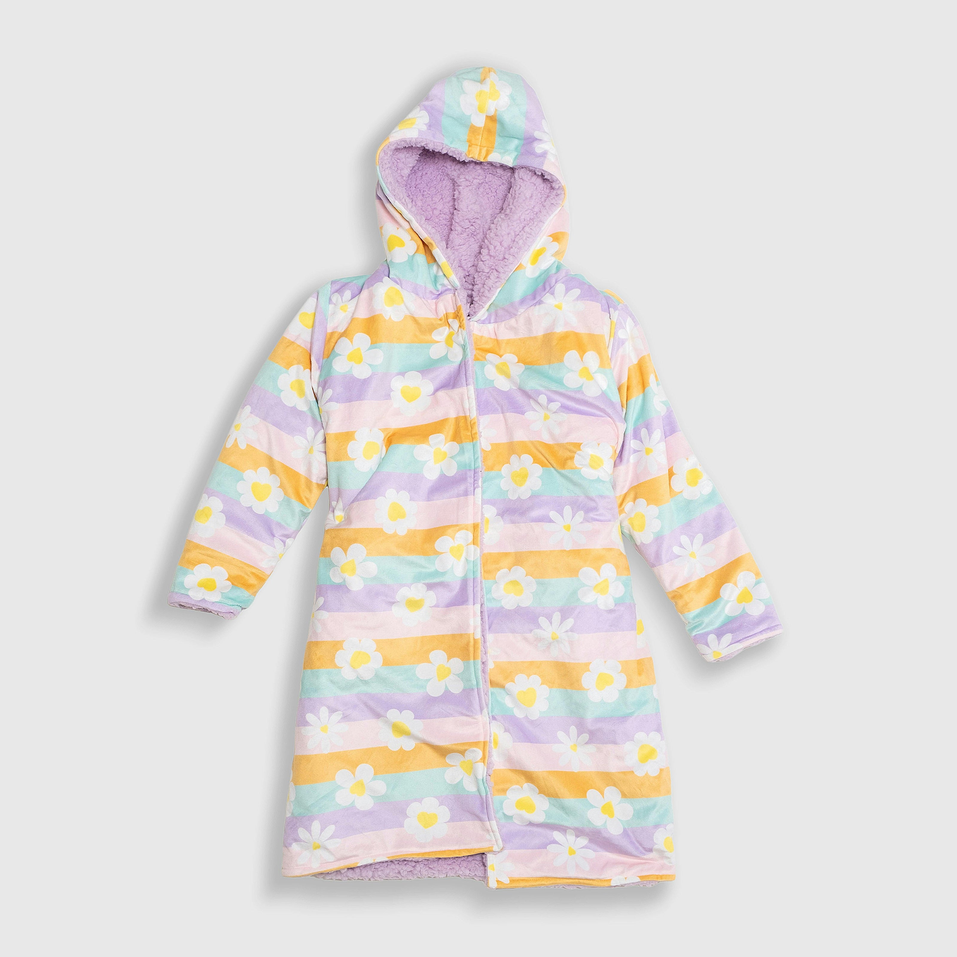 Cozy Switch Robe – Reversible Sherpa & Printed Mink Robe with Appliqué, Happy Daisy Stripes