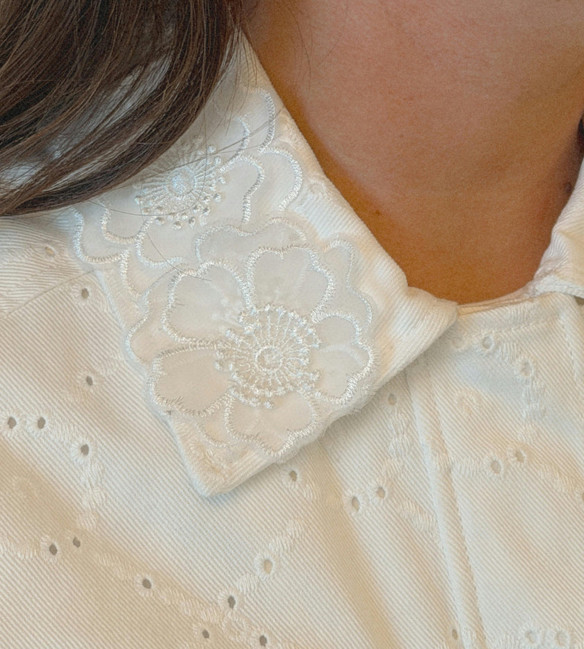 The Gillian Jacket - Ivory Eyelet