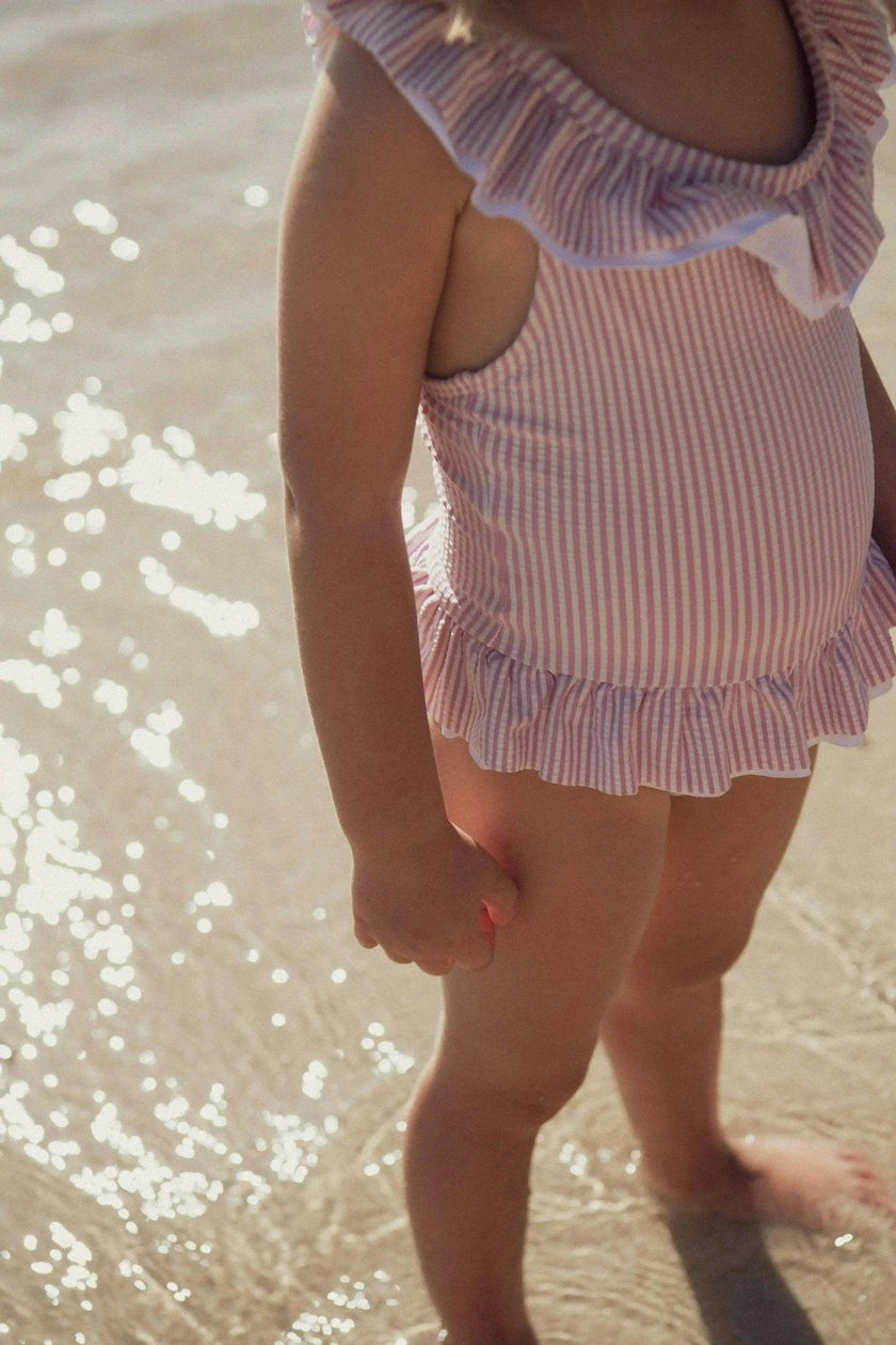 Girls' one-piece swimsuit with lilac ruffles | CANDY 1P