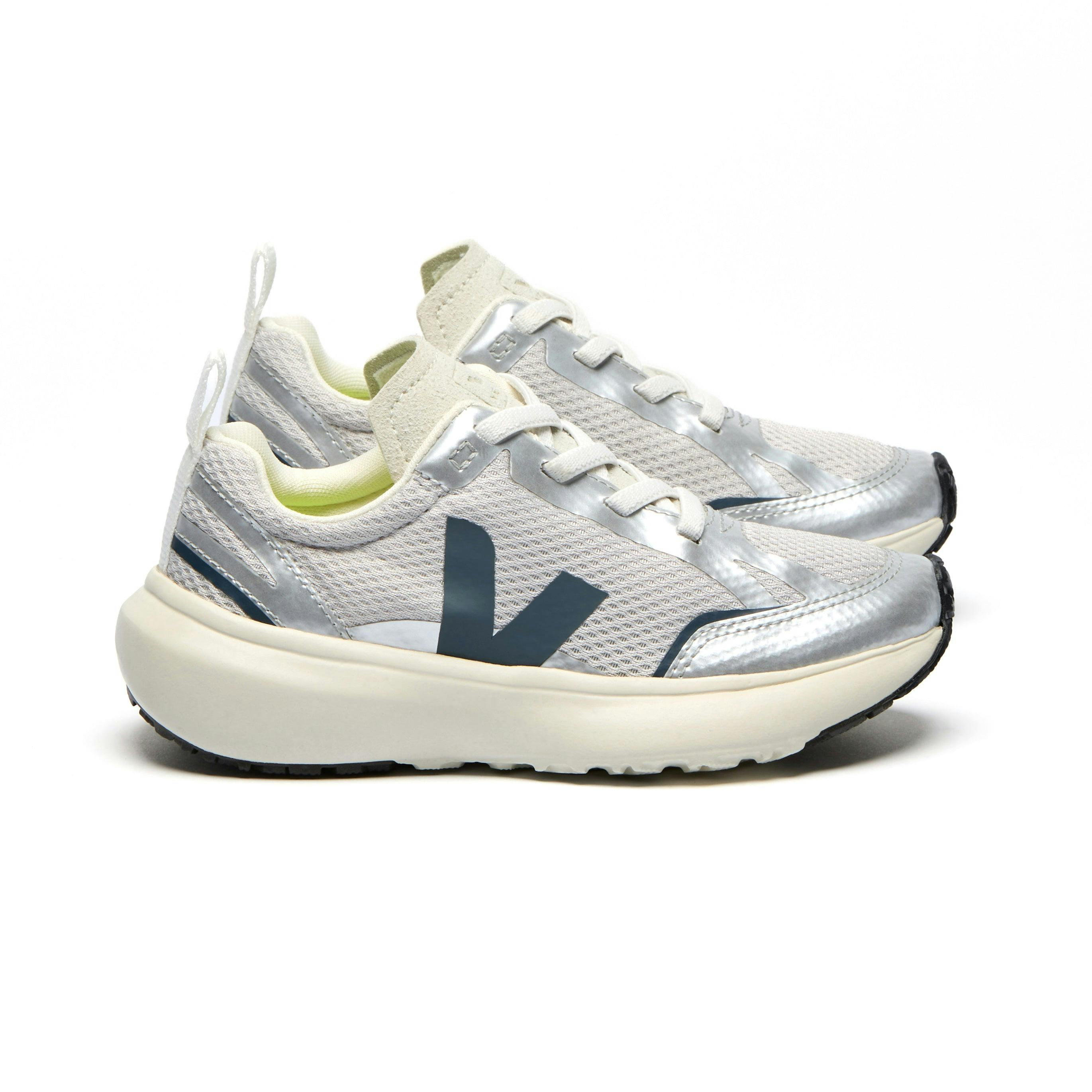 VEJA Canary Alveomesh Sneakers - California Silver