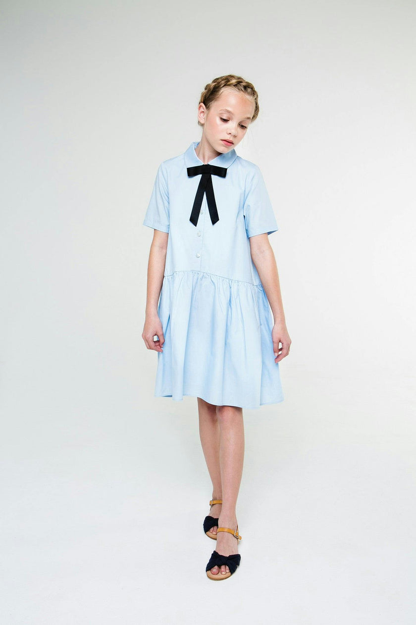 Isabella (light blue)
