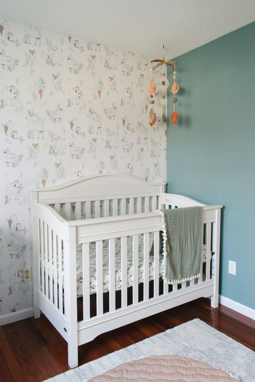 Ezra Woodland Nursery Wallpaper
