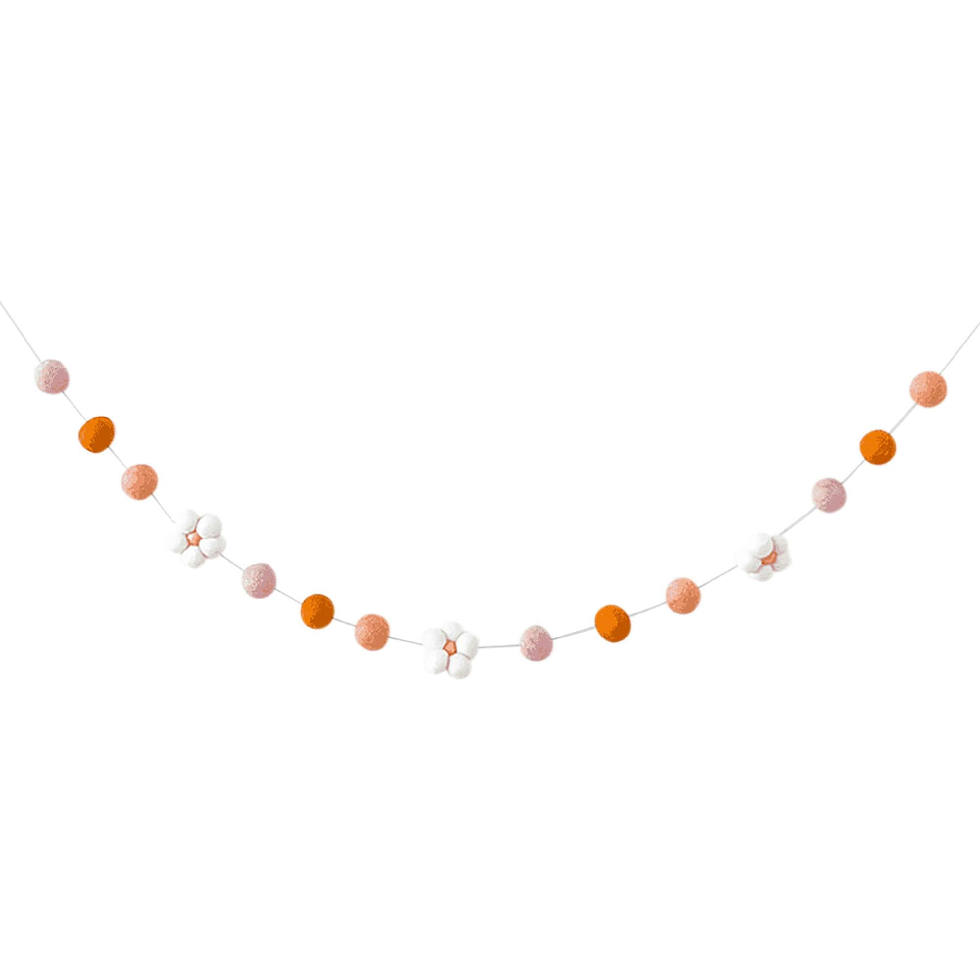 Darling Daisy Felt Garland