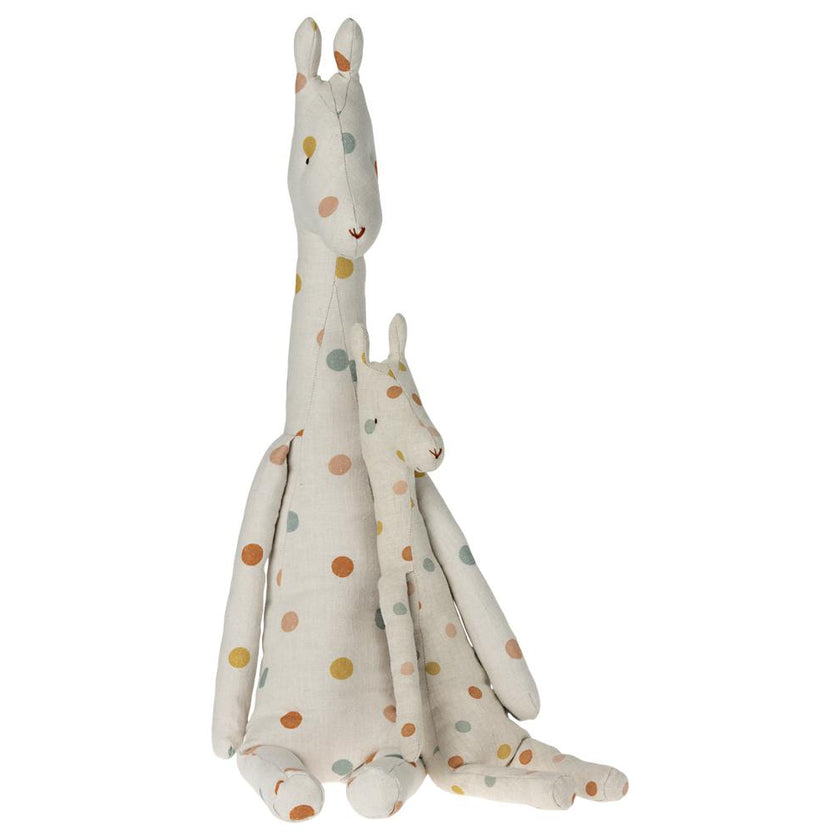 Giraffe, Big