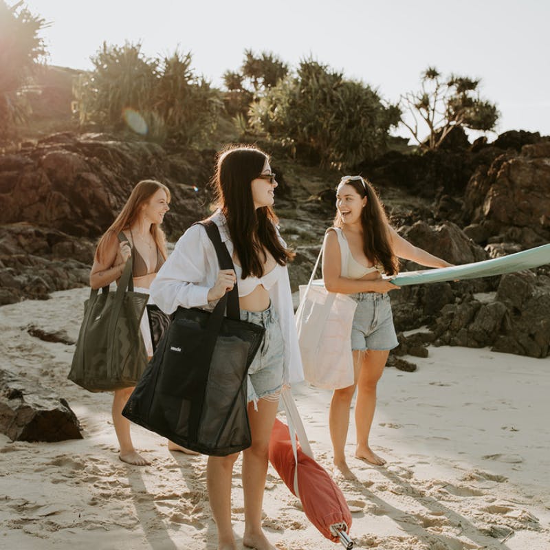 Beach Hauler™ - Mini Mesh Beach Bag – Deep Sea