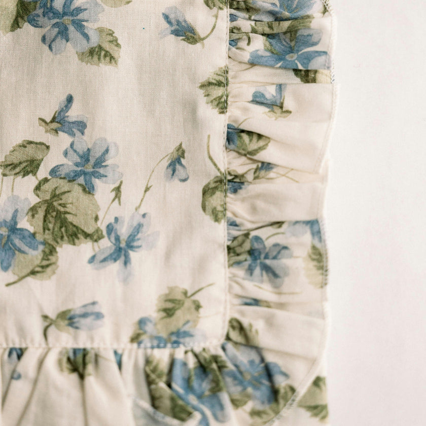 Cornflower Lane Timeless Floral Ruffle Zipper Pouch