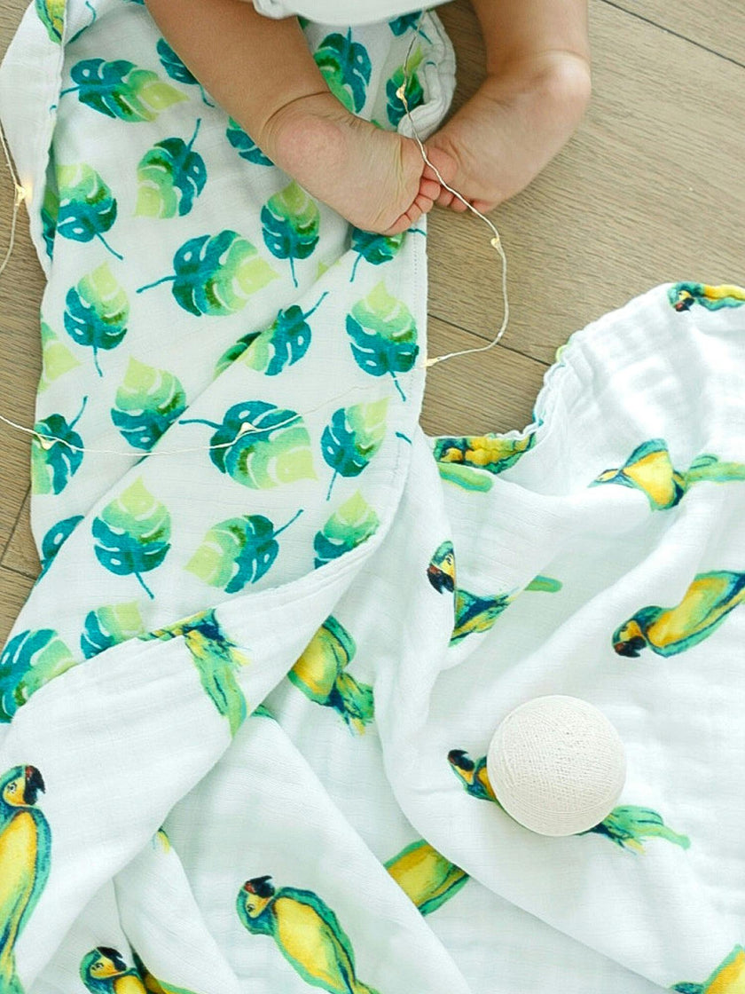 Organic Muslin Four-Layer Reversible Snug Blanket