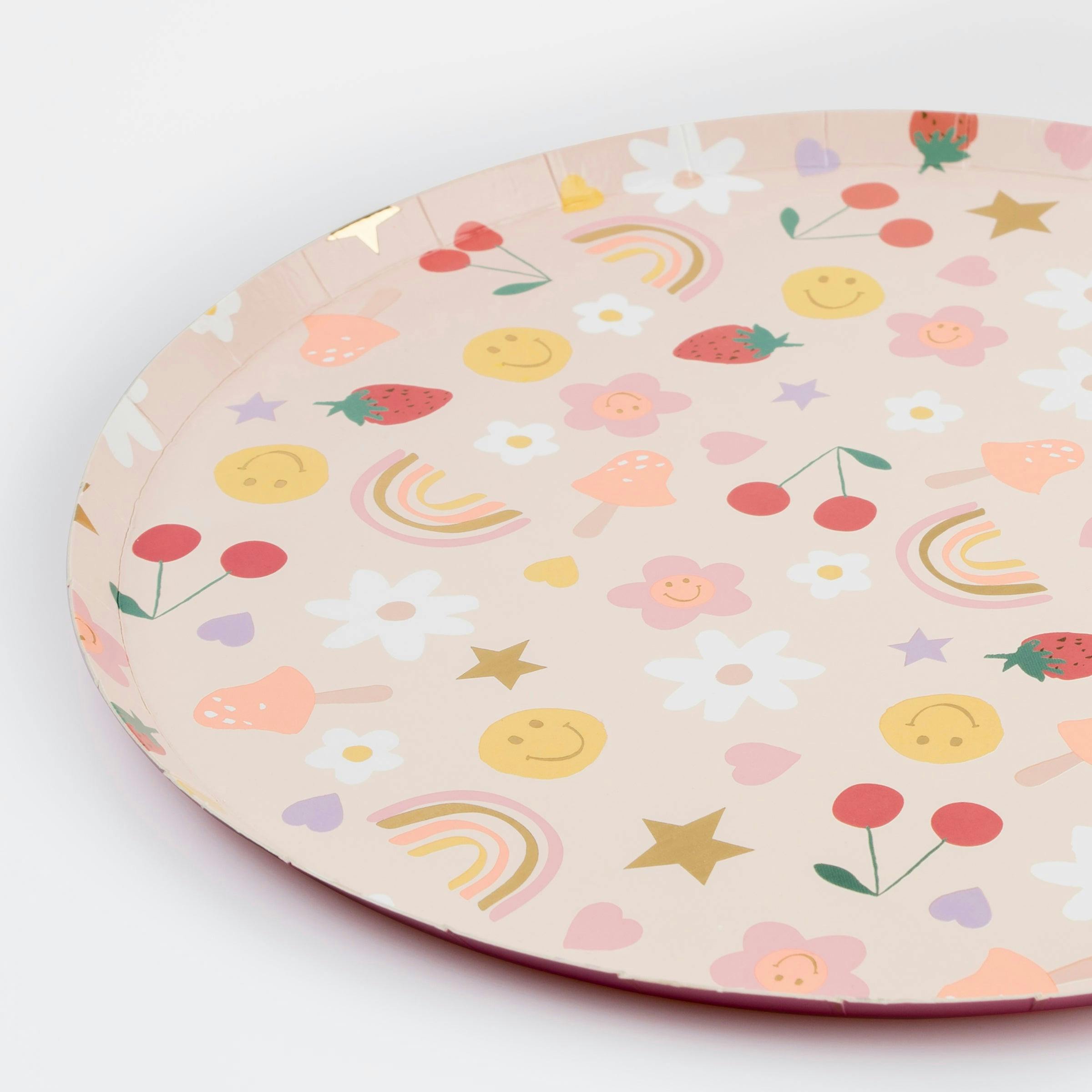 Happy Icons Dinner Plates