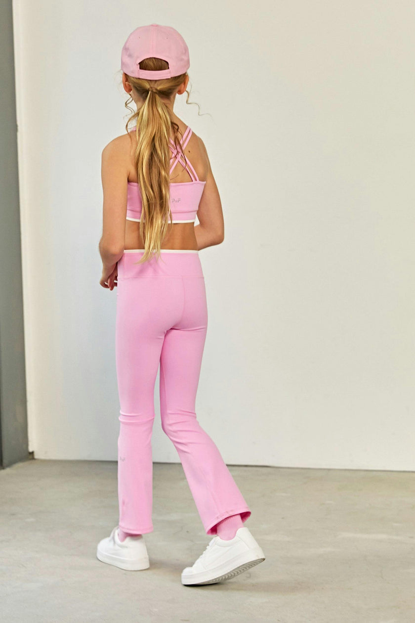 Essence Flare Accent Leggings