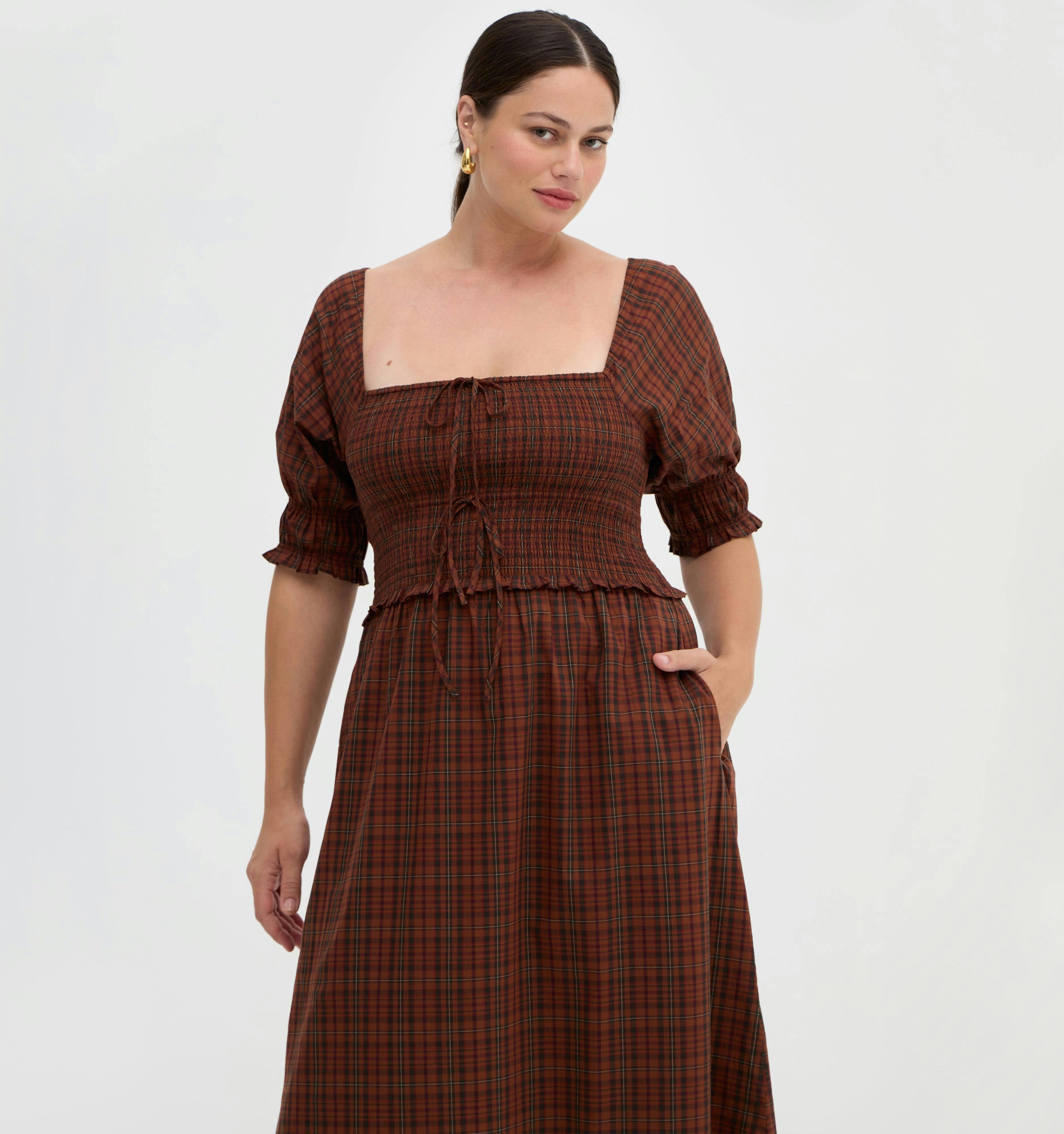 The Malene Nap Dress - Chestnut Plaid