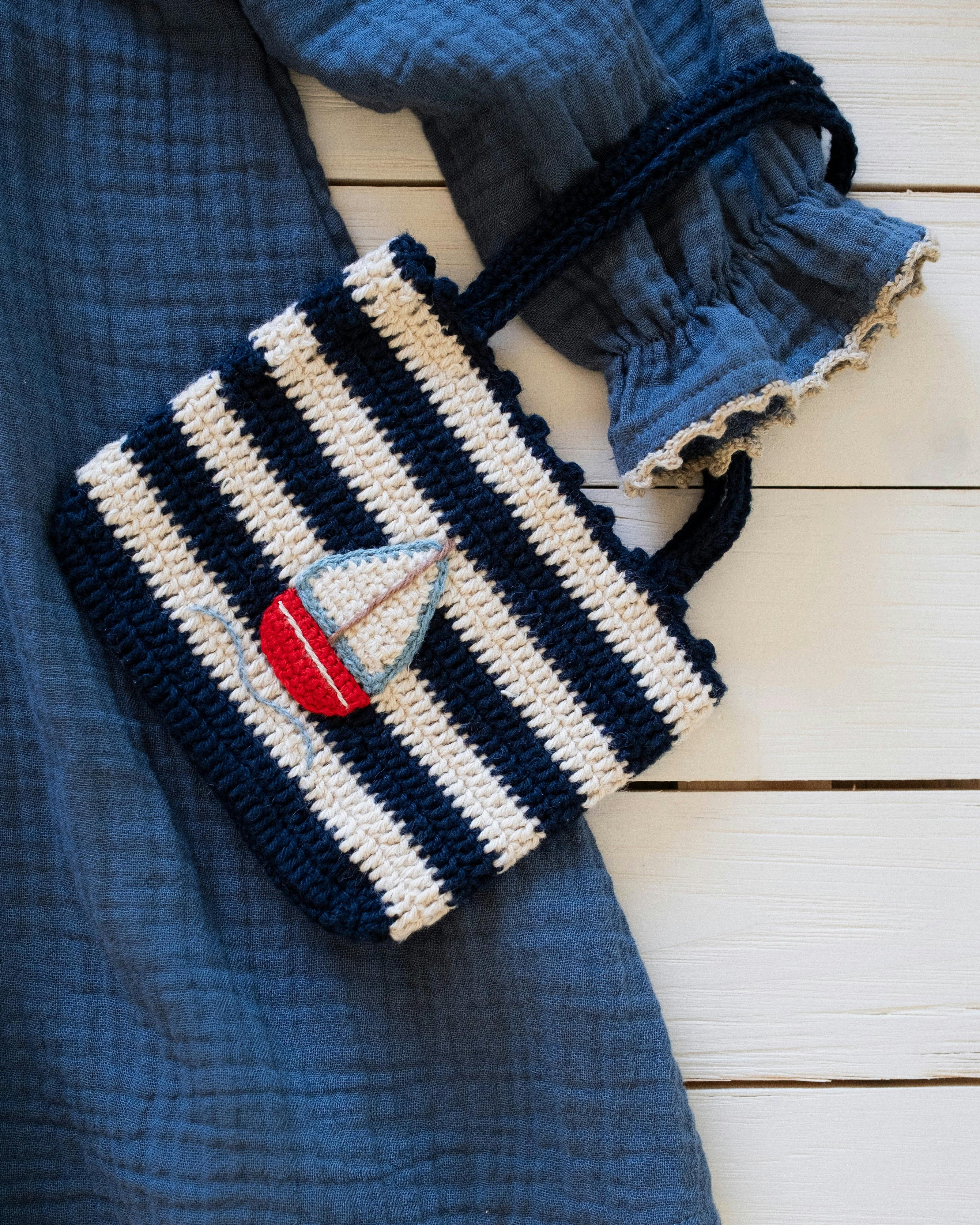 Crochet Purse in Sail Away