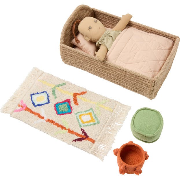 Mini Lorena Nari Doll & Bed Toy Set