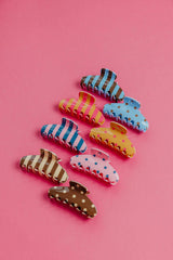 POLKA DOT & STRIPED OVERSIZED CLAWS
