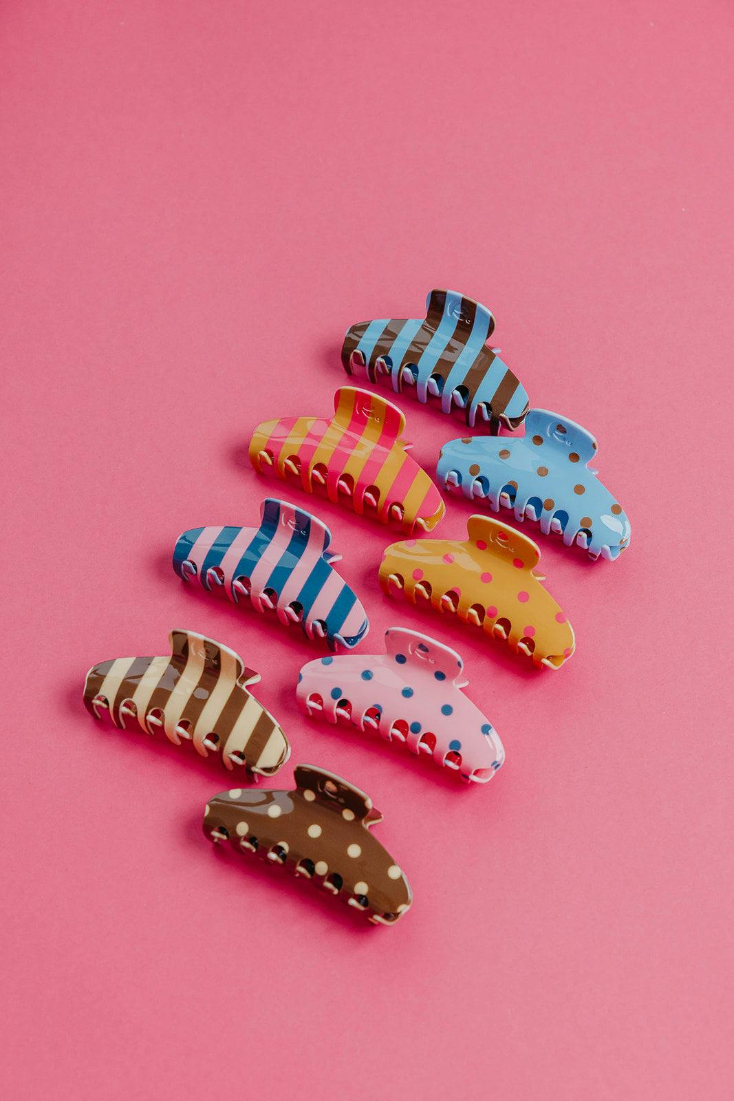 POLKA DOT & STRIPED OVERSIZED CLAWS