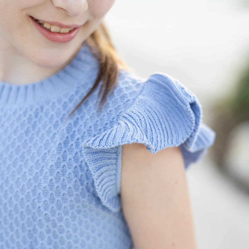 Short Sleeve Sweater With Ruffle